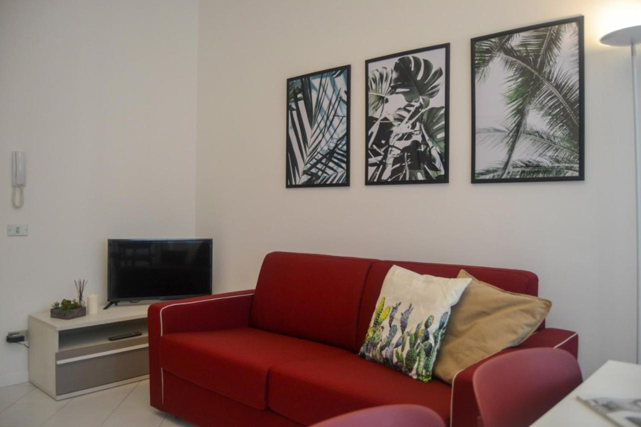 Joivy Lovely For 4 Next To Bus And Metro Station Apartment Milan